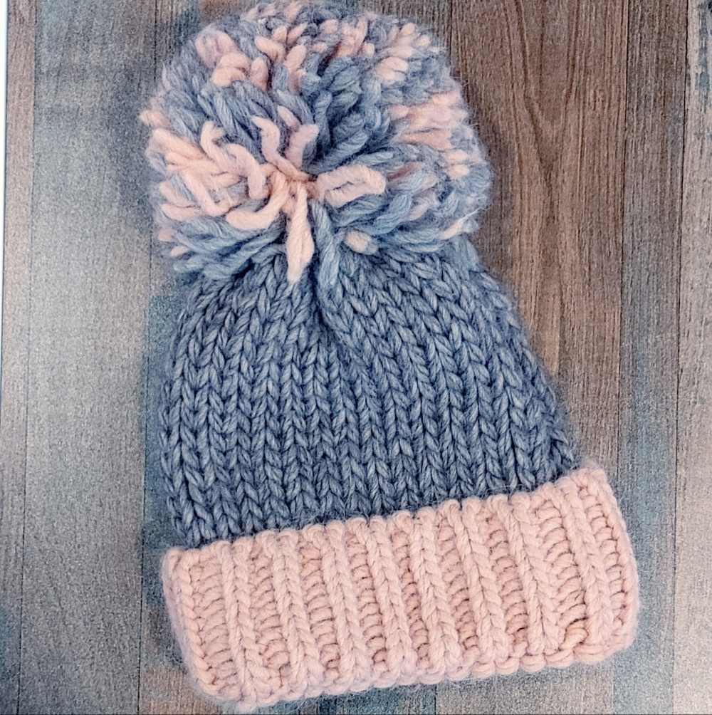 Gelso Bianco Grey And Pink PomPom Touque
